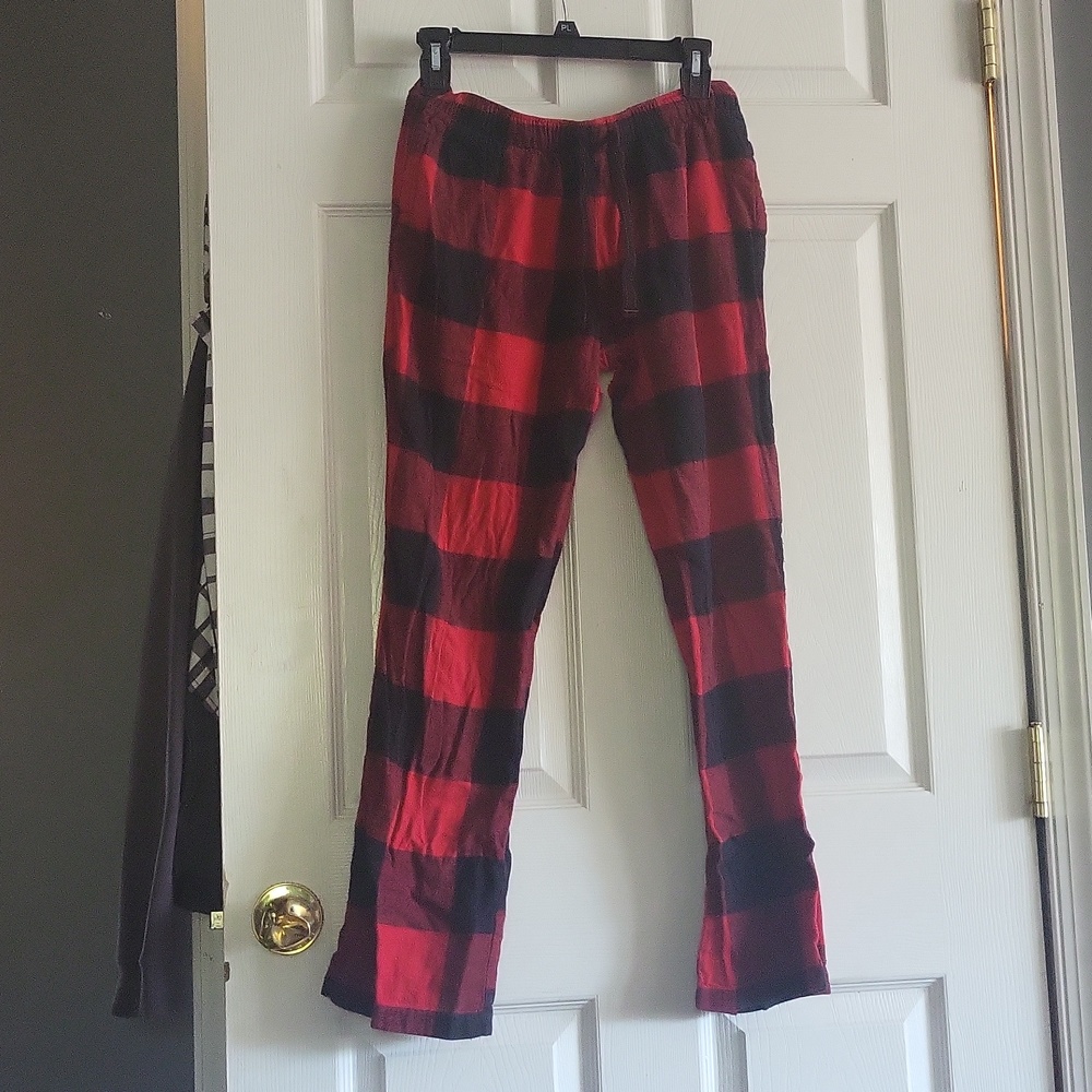 Old Navy Red/black Pajama bottom Small